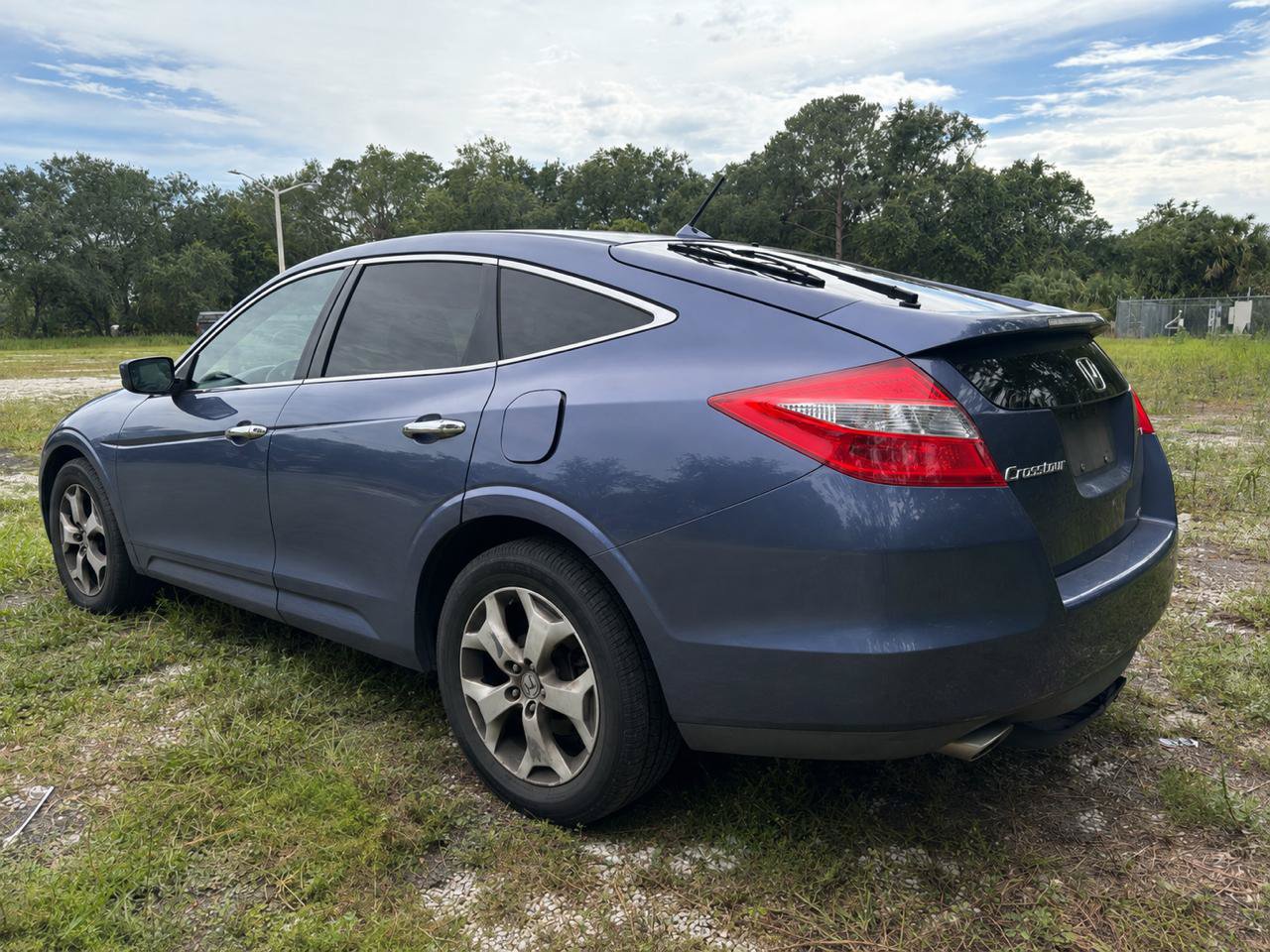 Used 2012 Honda Crosstour EX-L image 3