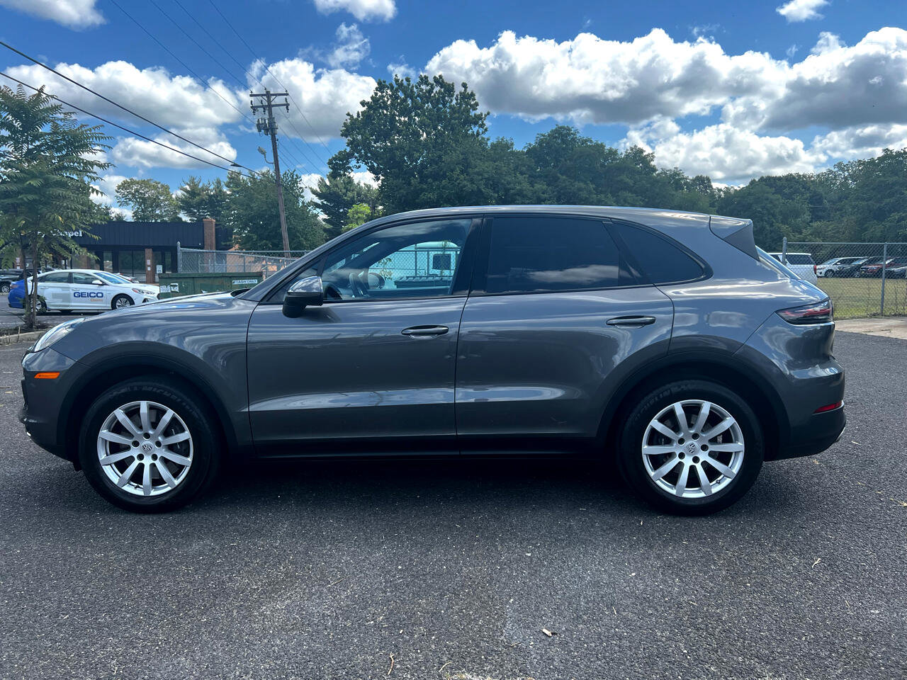 Used 2021 Porsche Cayenne image 8