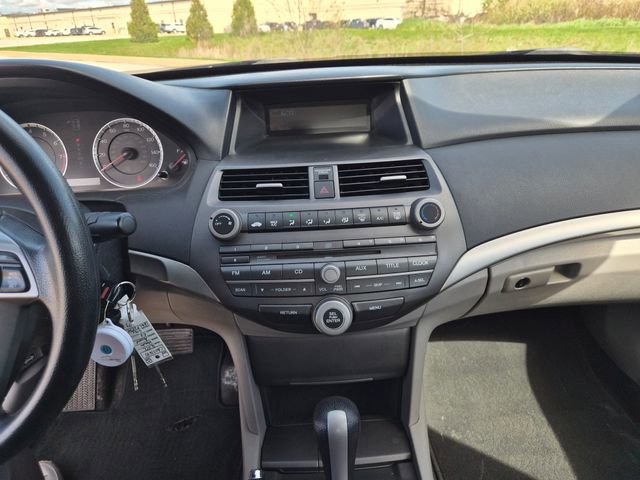 Used 2012 Honda Accord LX image 25