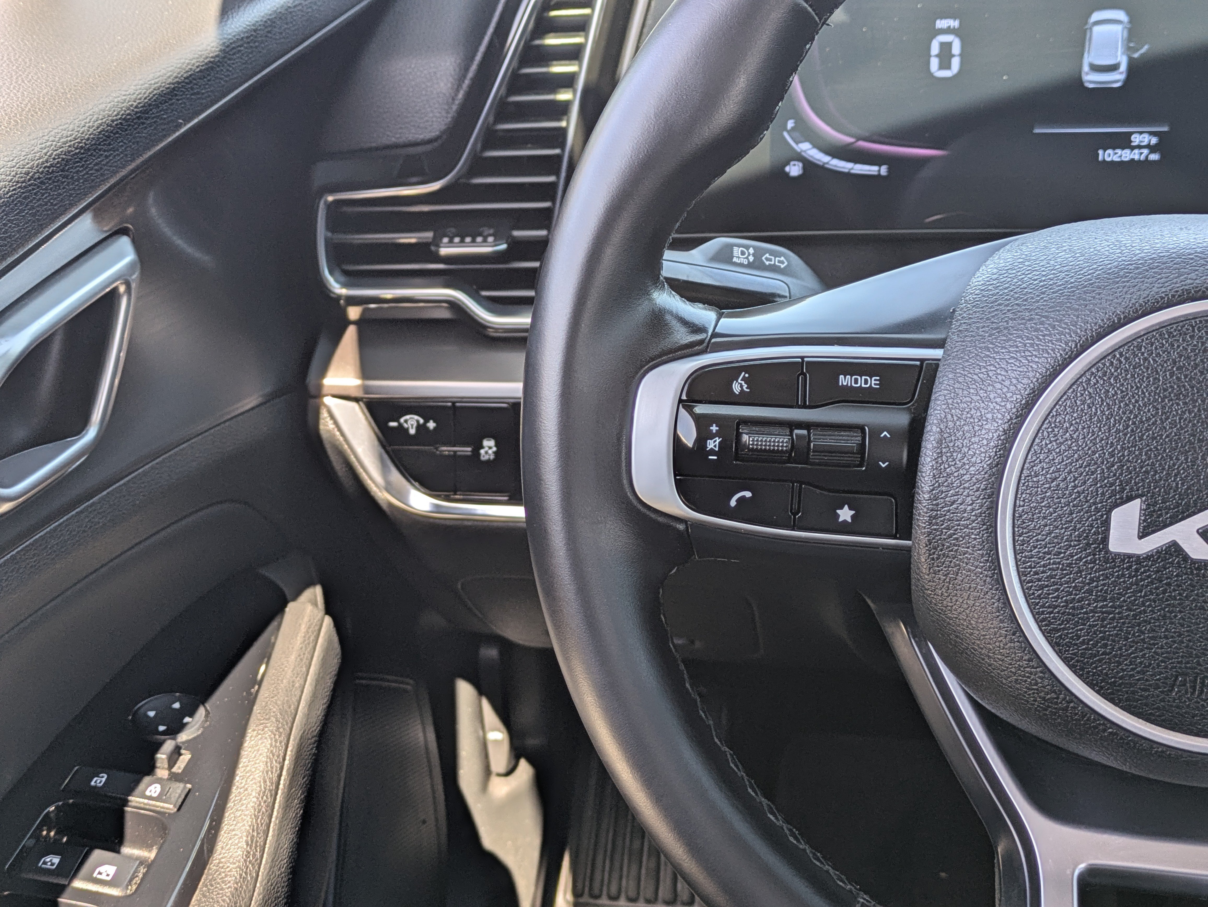Used 2023 Kia Sportage EX FWD image 23