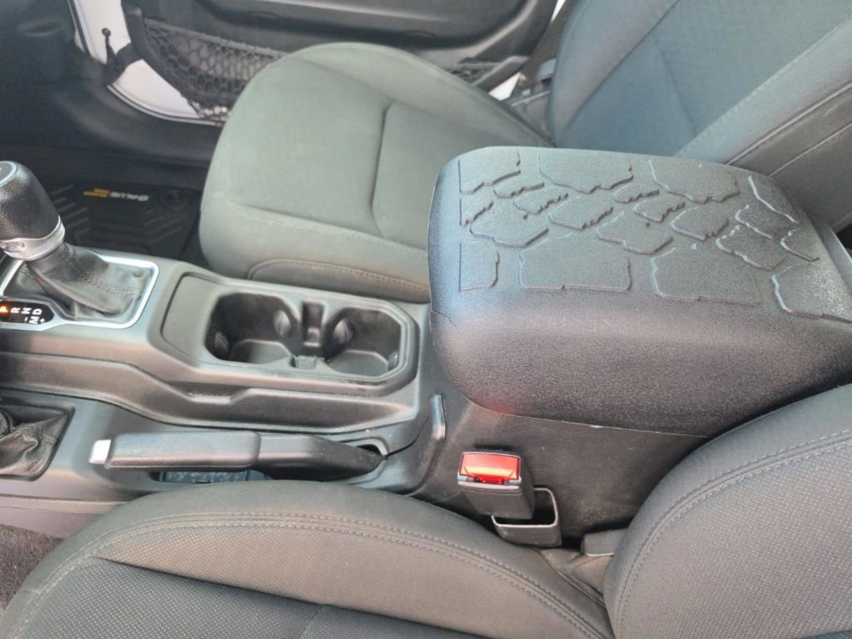 Used 2020 Jeep Wrangler Unlimited Sport image 24