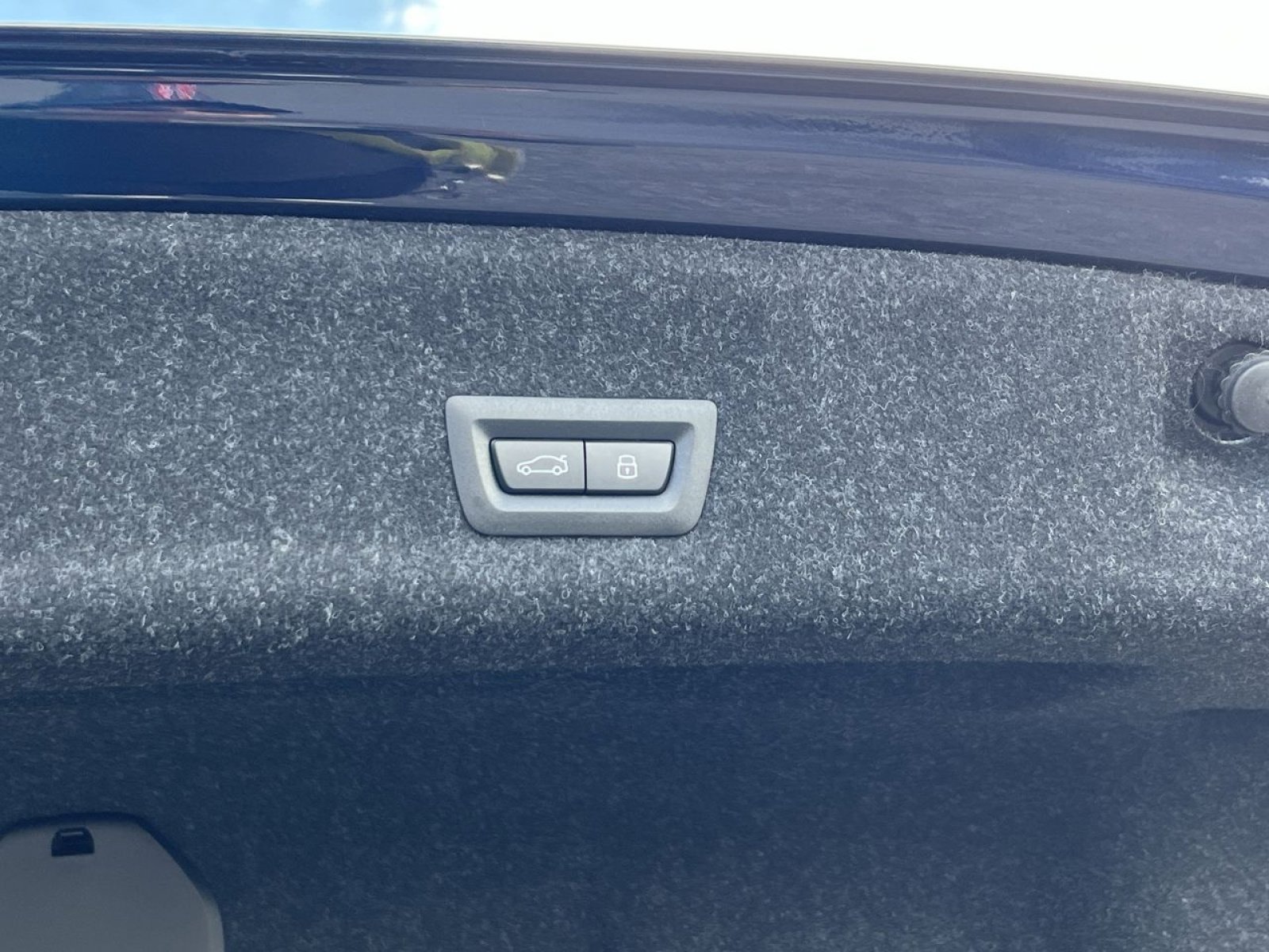 New 2026 BMW 330i xDrive Sedan w/ Premium Package image 25