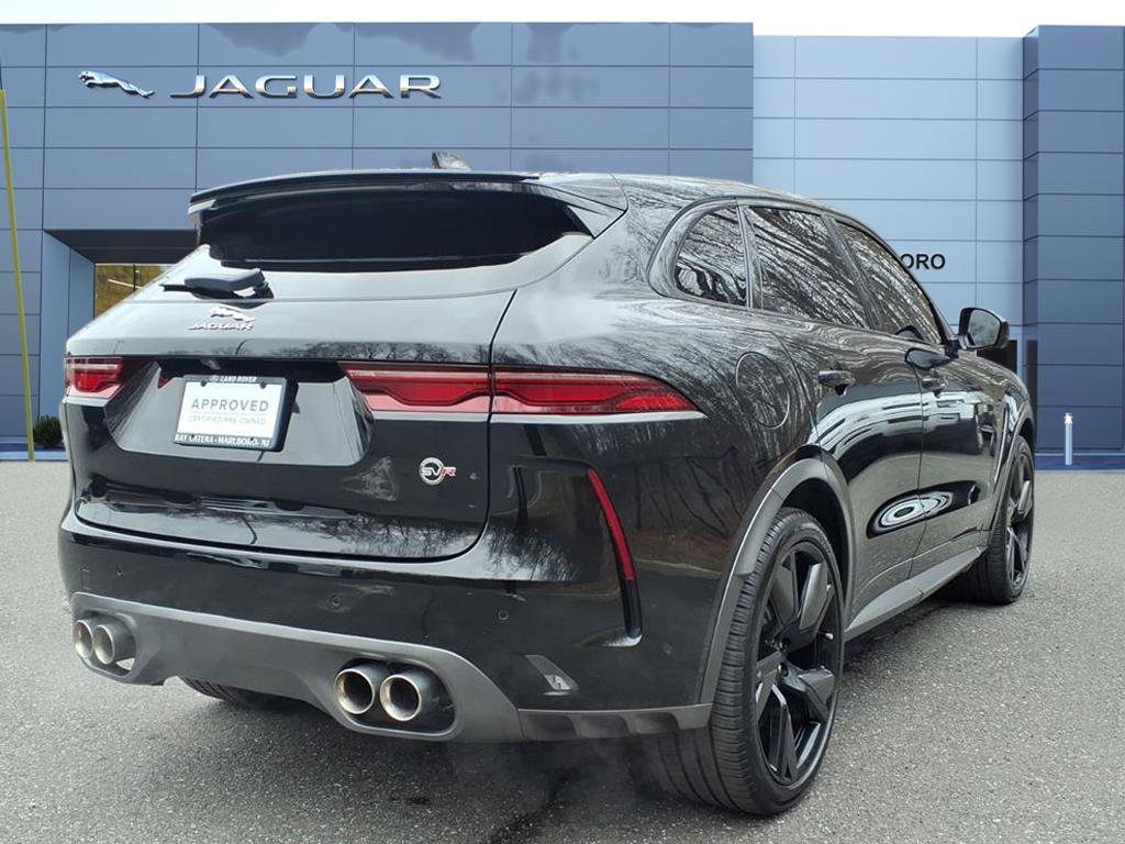 Certified 2024 Jaguar F-PACE SVR image 2