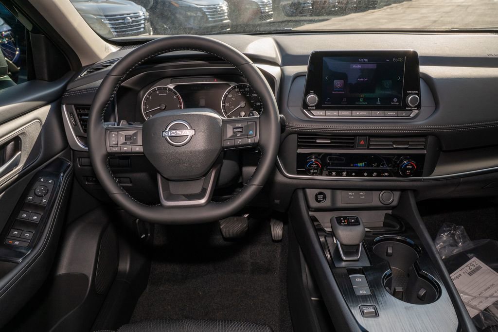 New 2026 Nissan Rogue SV image 8