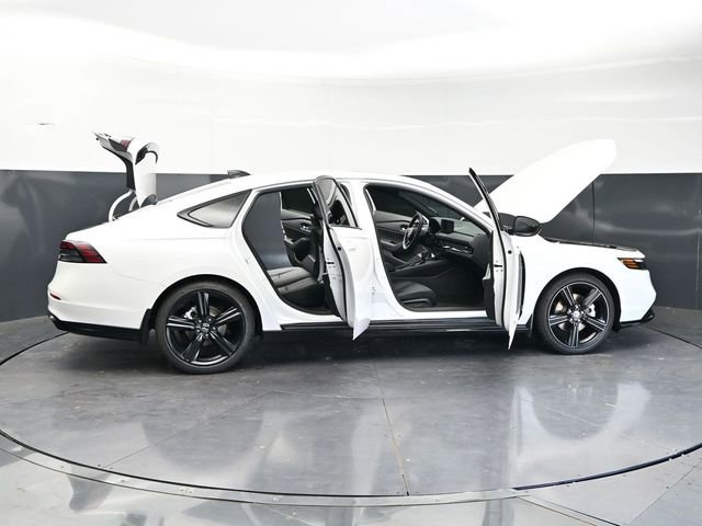 Used 2026 Honda Accord Sport image 40