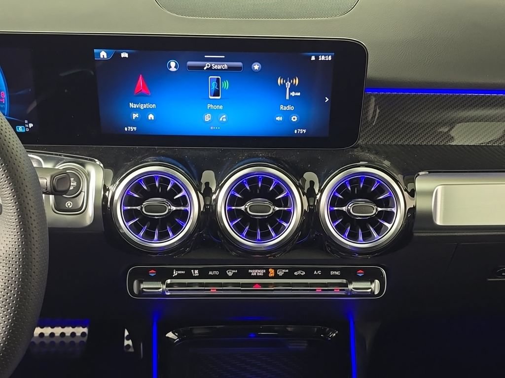 New 2026 Mercedes-Benz GLB 35 AMG 4MATIC image 19