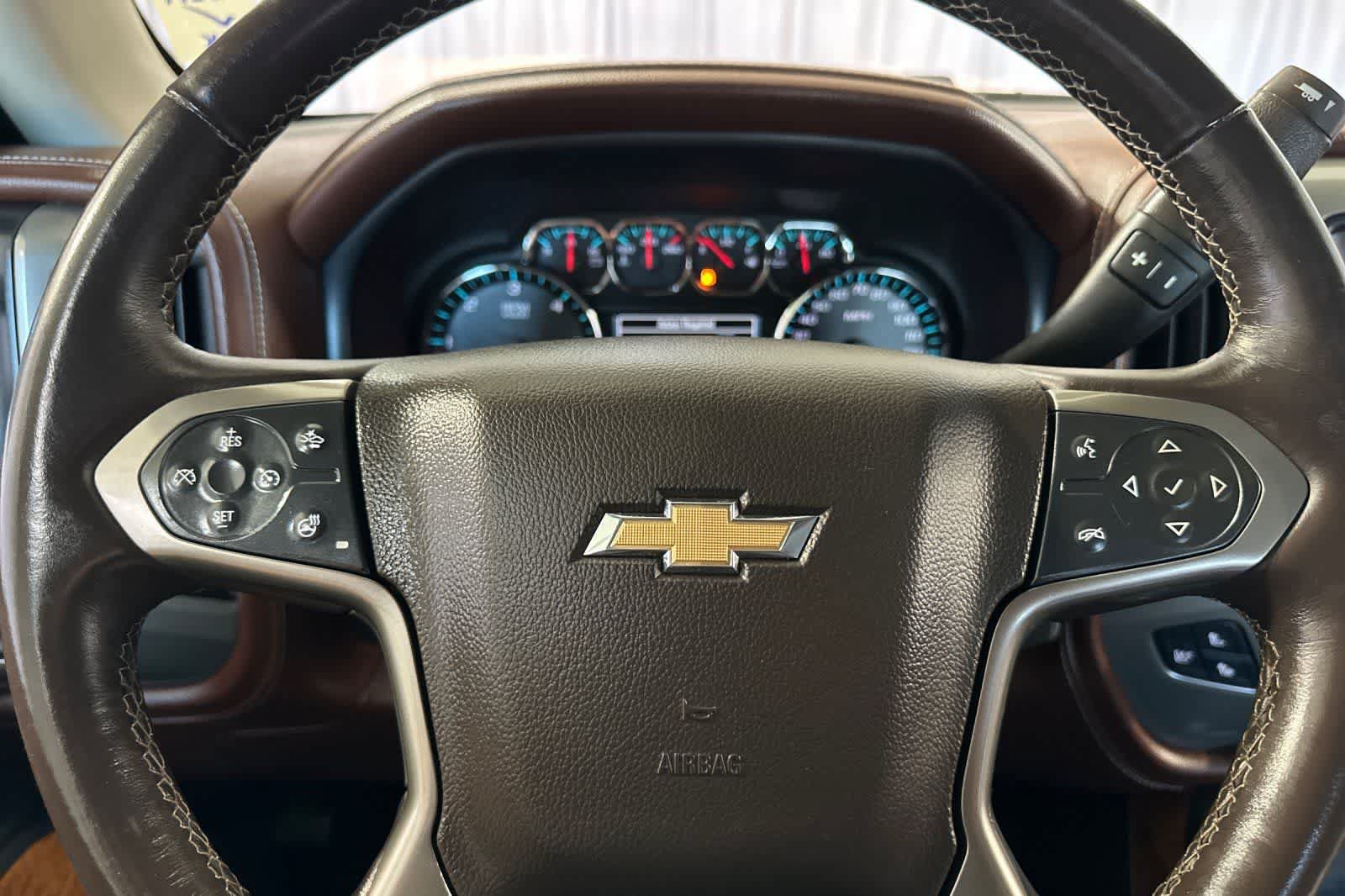 Used 2015 Chevrolet Silverado 1500 High Country w/ High Country Premium Package AWD/4WD image 25