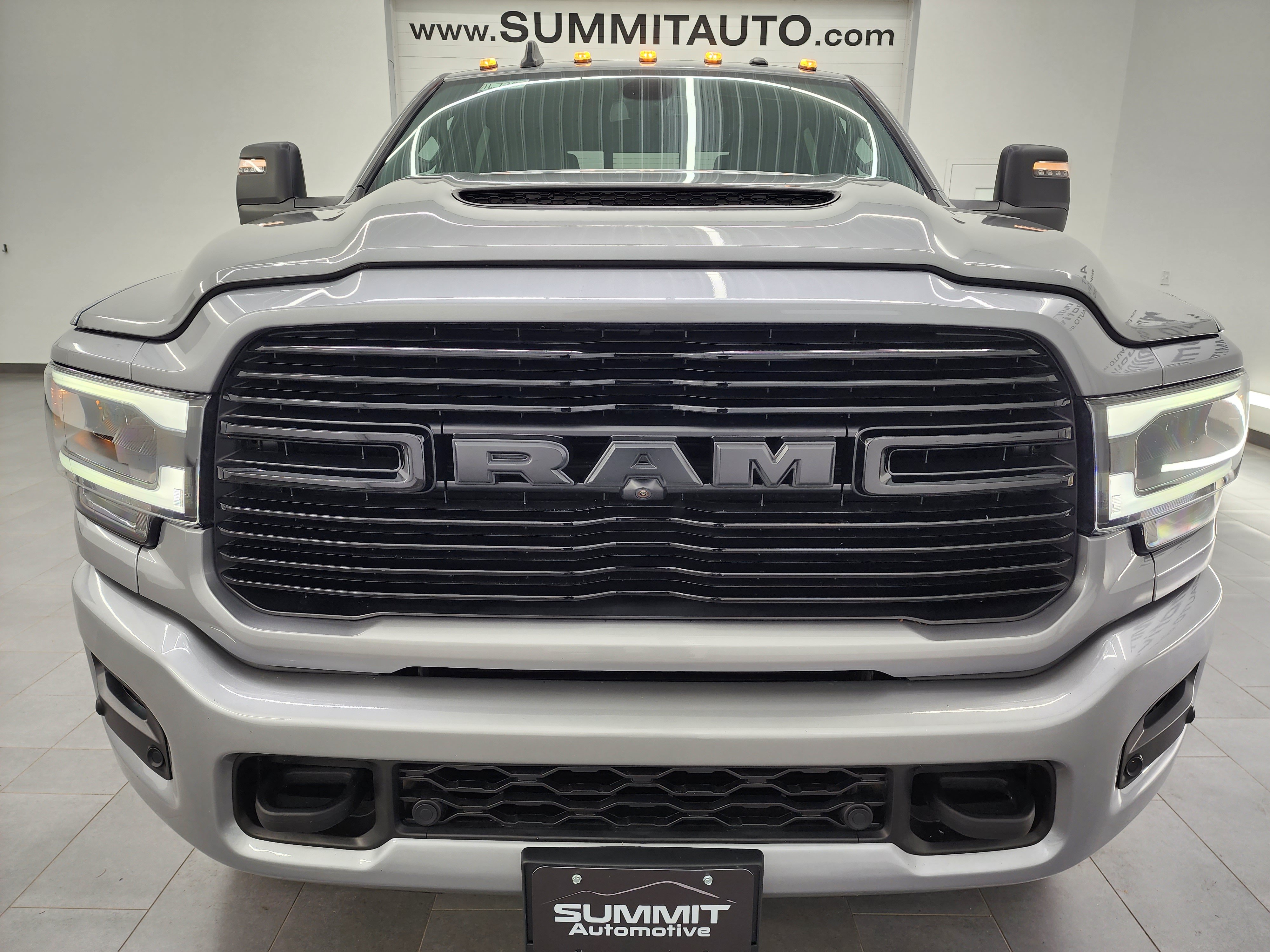 Used 2024 RAM 2500 Laramie w/ Night Edition AWD/4WD image 23