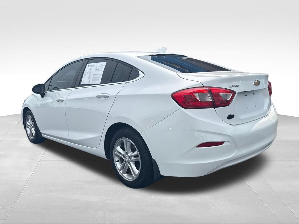 Used 2018 Chevrolet Cruze LT FWD image 7