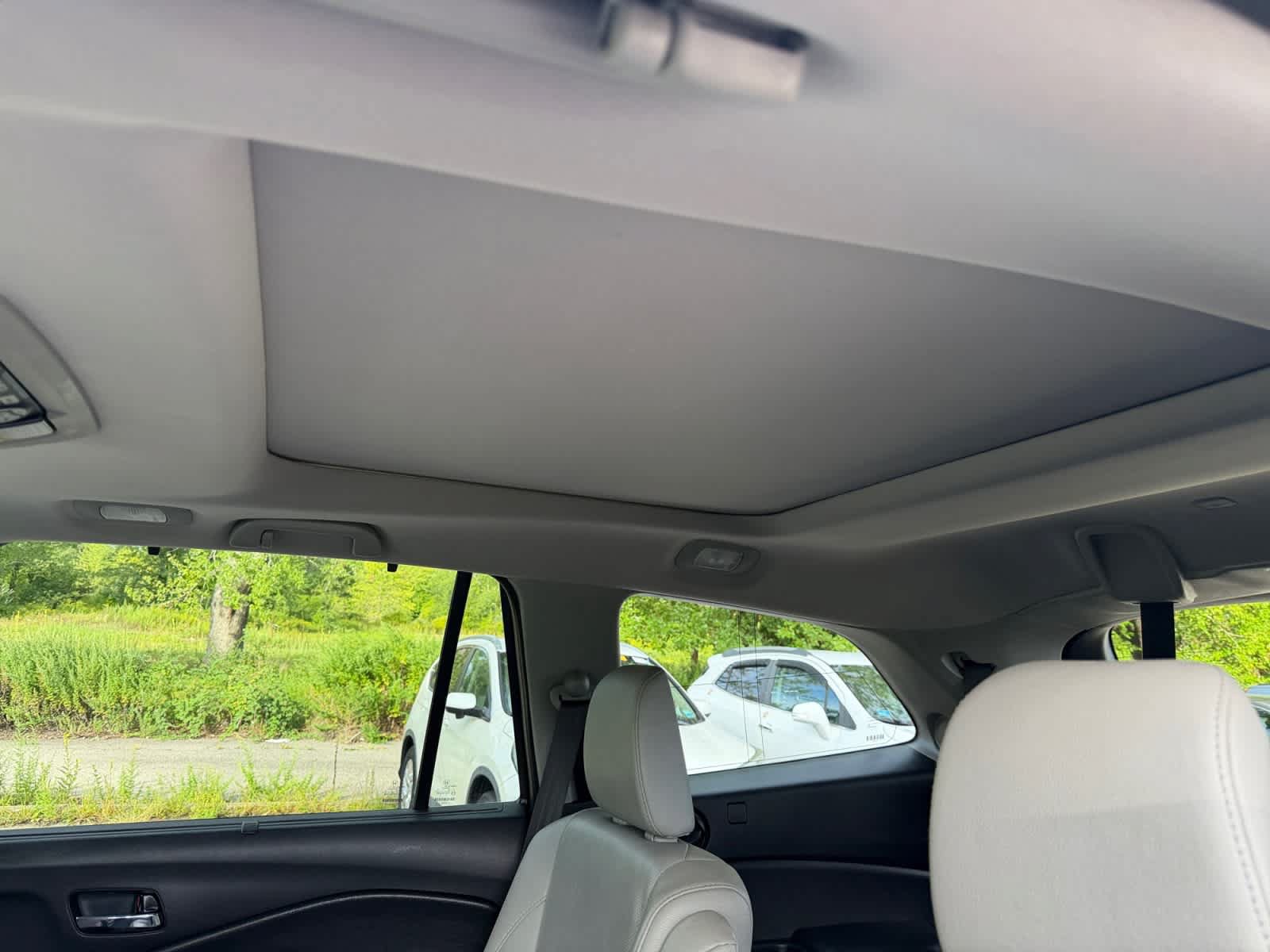 Used 2016 Honda Pilot Elite image 30