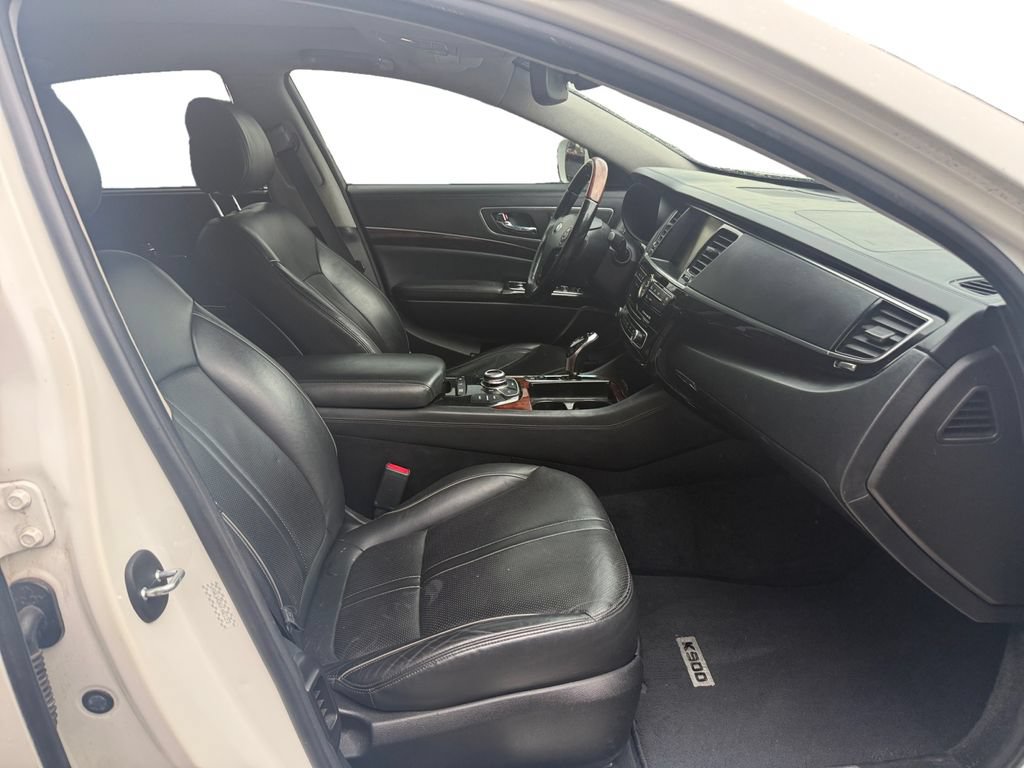Used 2015 Kia K900 Luxury RWD image 15