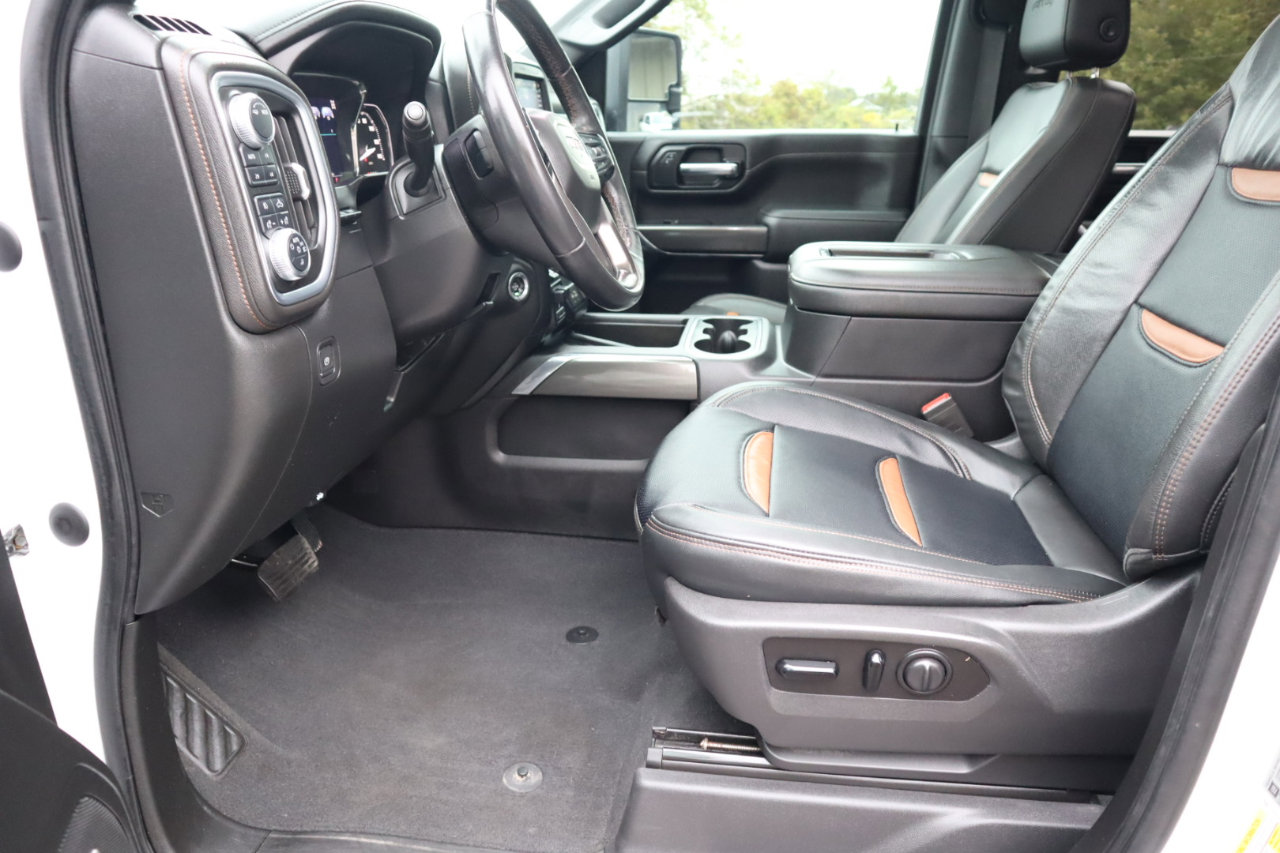 Used 2020 GMC Sierra 2500 AT4 w/ AT4 Premium Package image 14