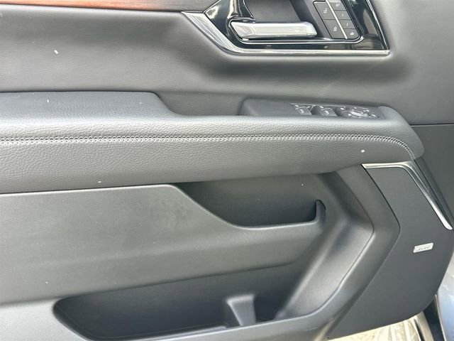 Certified 2025 GMC Yukon Denali image 17