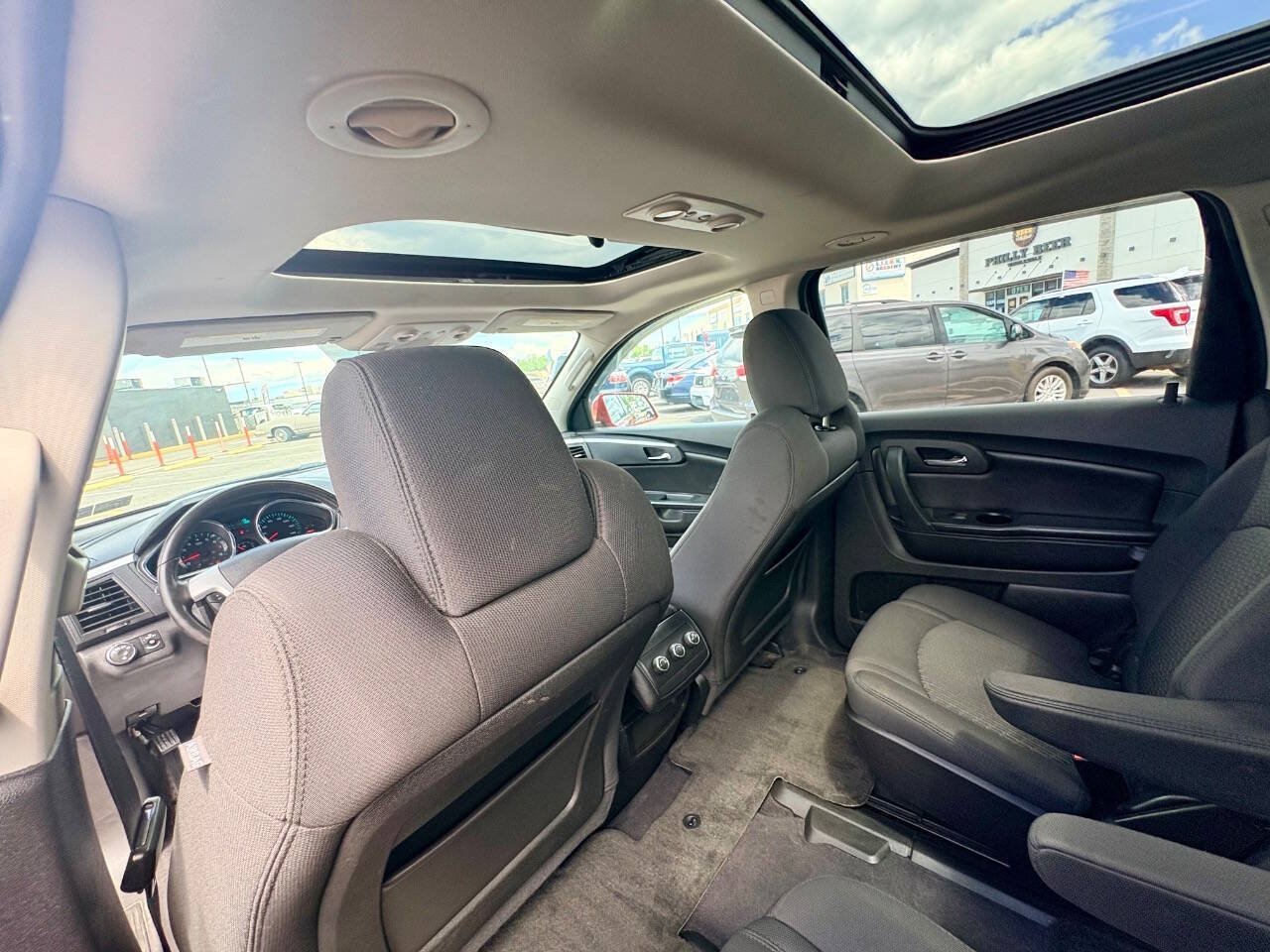 Used 2012 Chevrolet Traverse LT AWD/4WD image 21