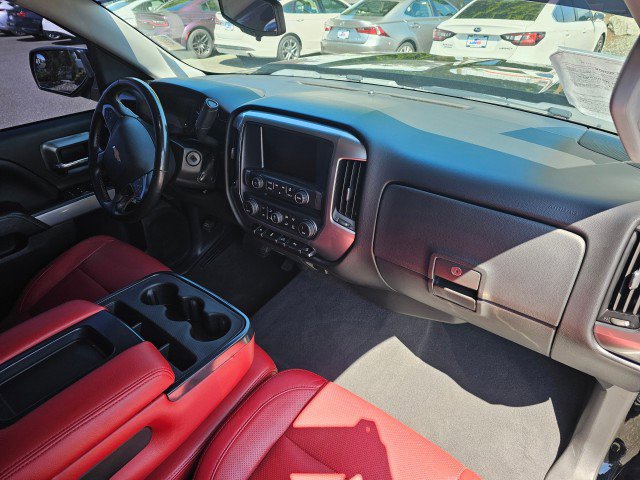 Used 2018 Chevrolet Silverado 1500 LT w/ All Star Edition AWD/4WD image 11