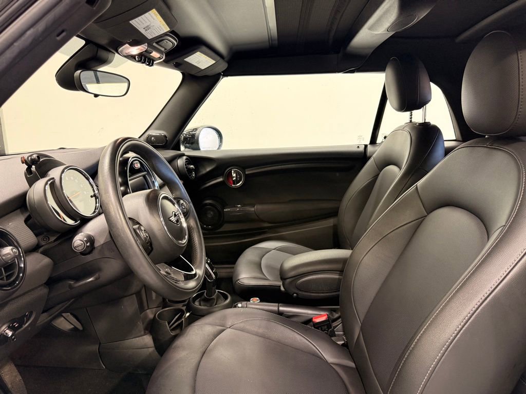 Used 2020 MINI Cooper Convertible image 10