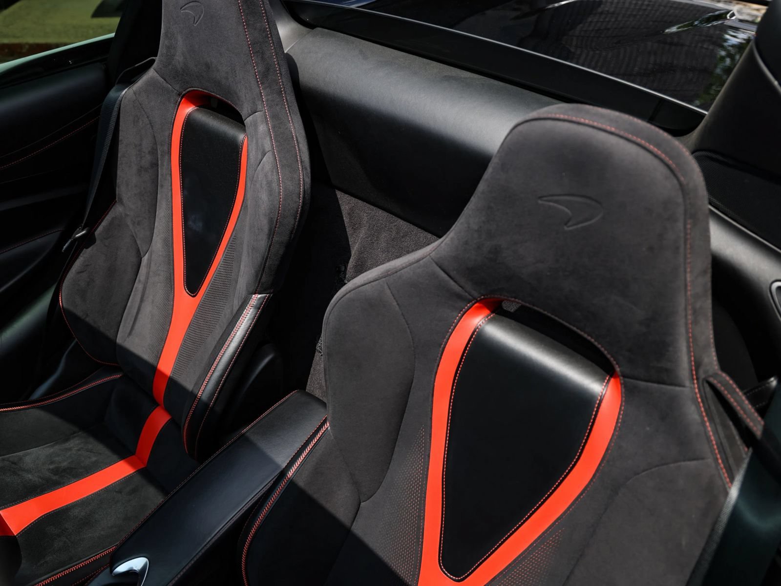 Used 2020 McLaren 720S Spider RWD image 65