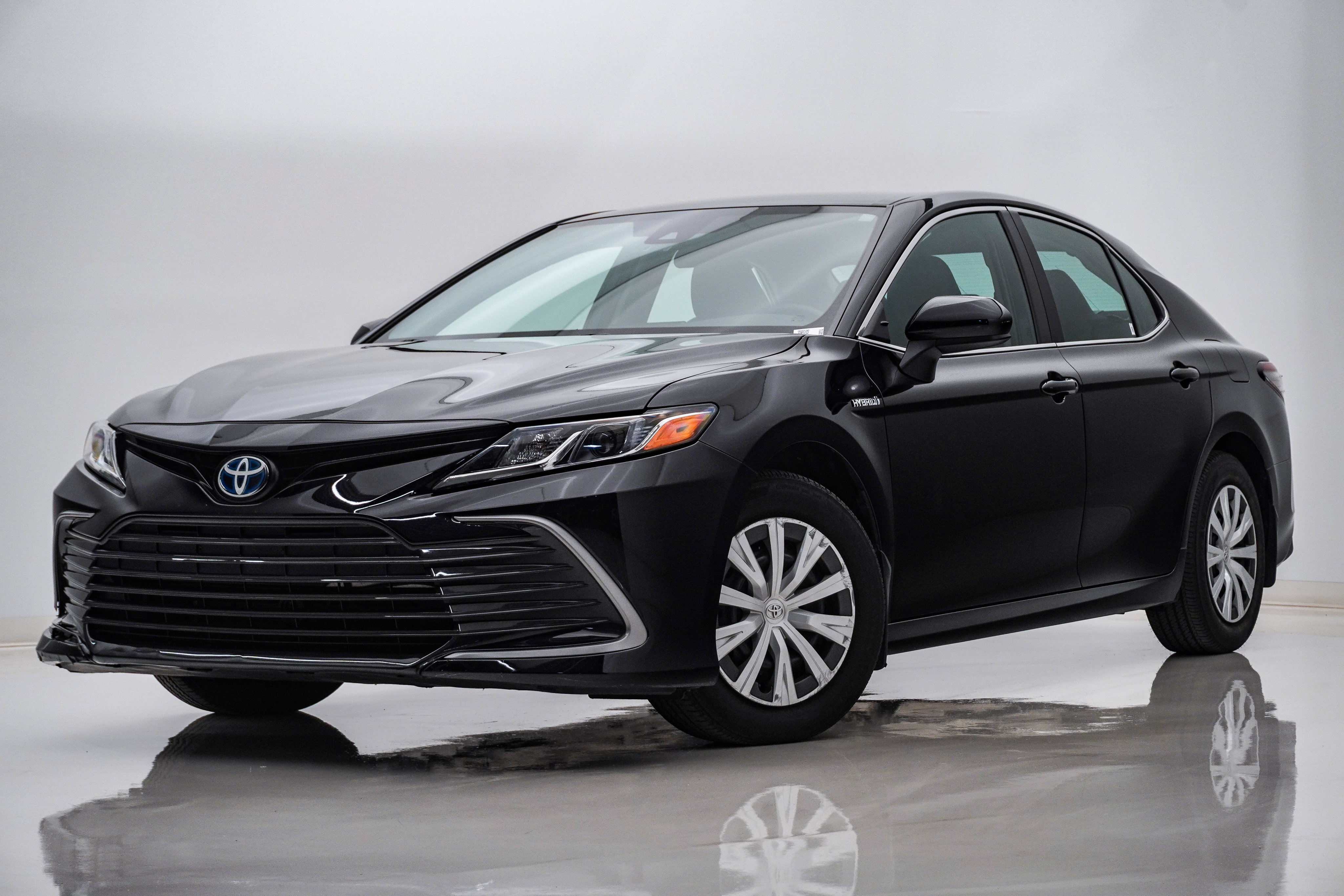 Used 2021 Toyota Camry LE