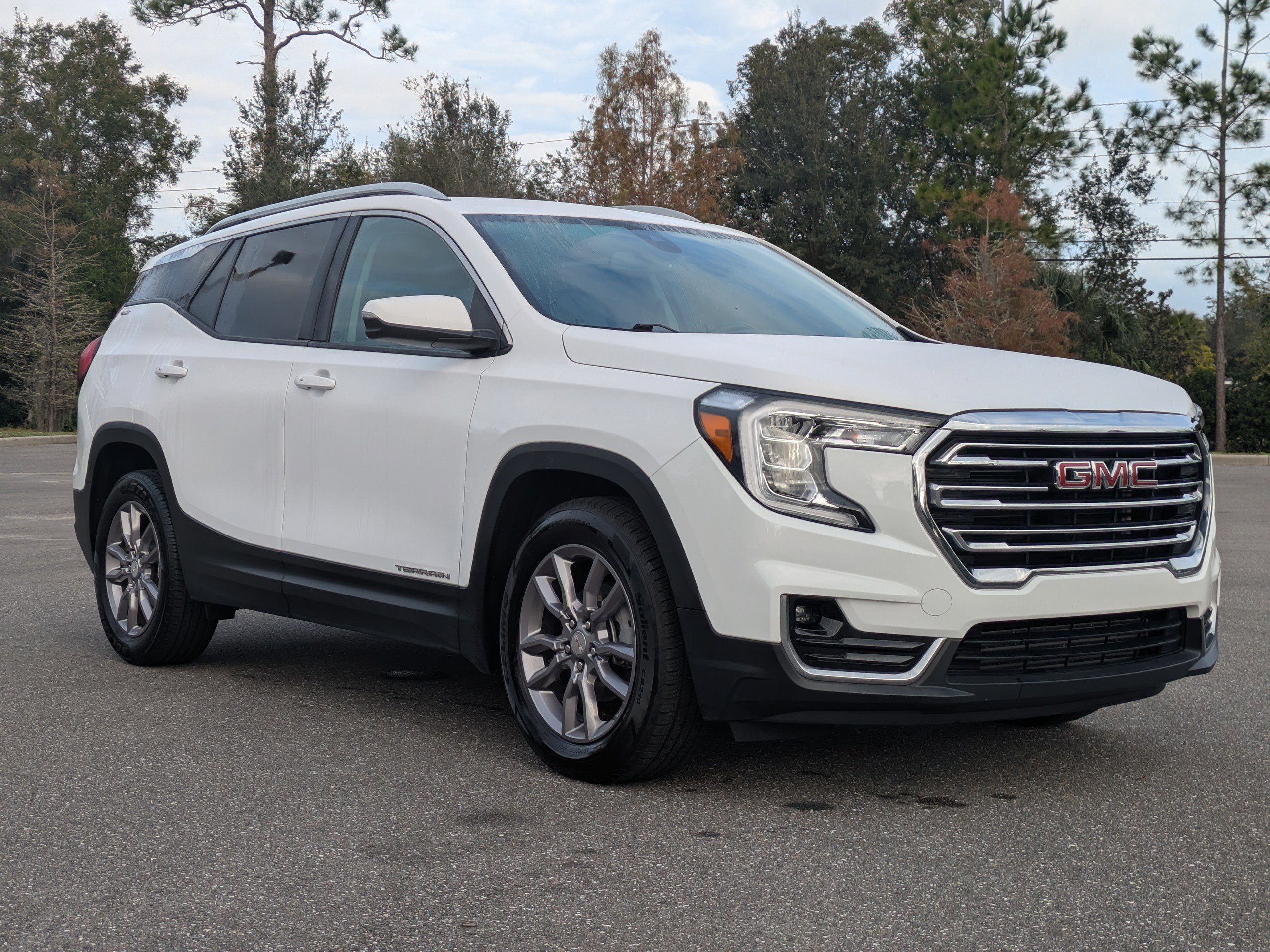 Used 2023 GMC Terrain SLT video 2