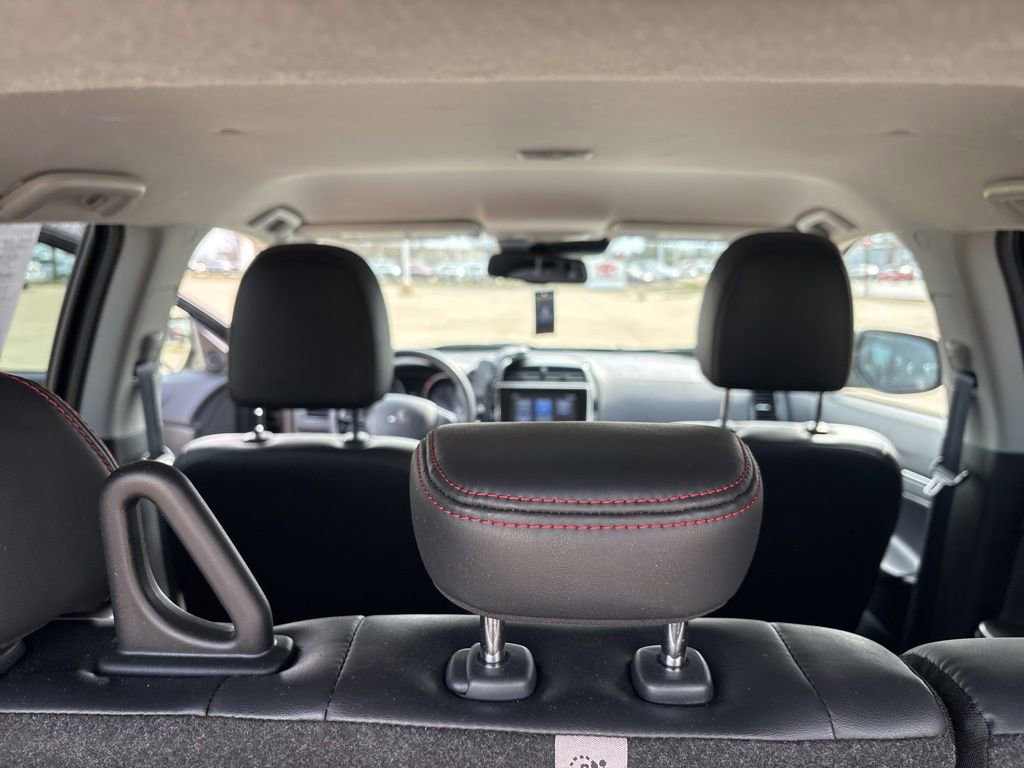 Used 2024 Mitsubishi Outlander Sport SE image 25