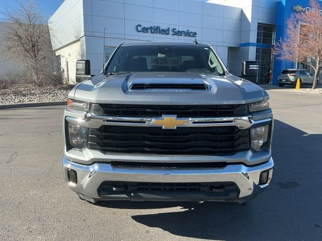 Used 2025 Chevrolet Silverado 2500 LT w/ Convenience Package image 3