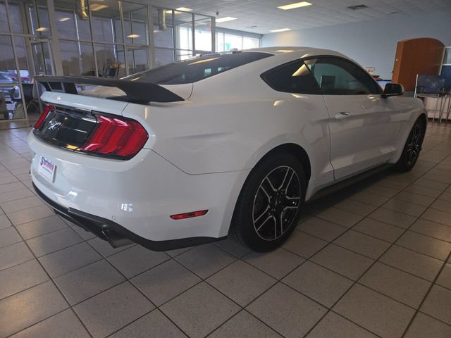 Used 2020 Ford Mustang Premium RWD image 8