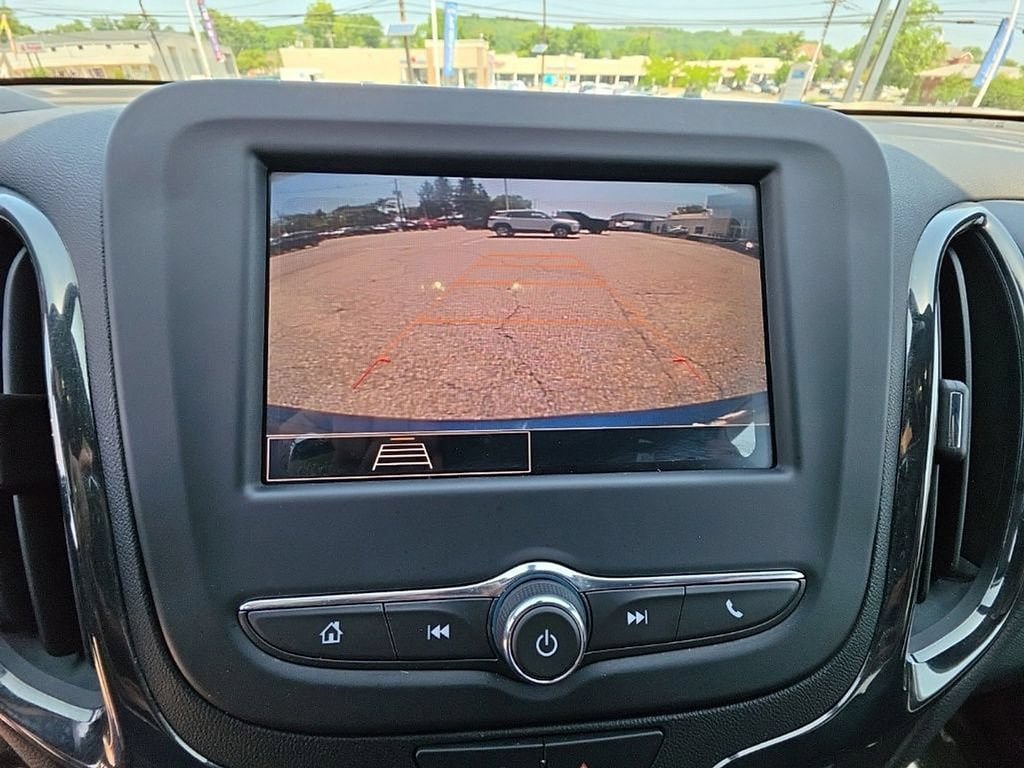 Used 2023 Chevrolet Equinox RS AWD/4WD image 16