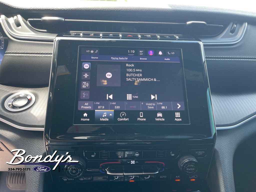 Used 2025 Jeep Grand Cherokee L Altitude AWD/4WD image 5