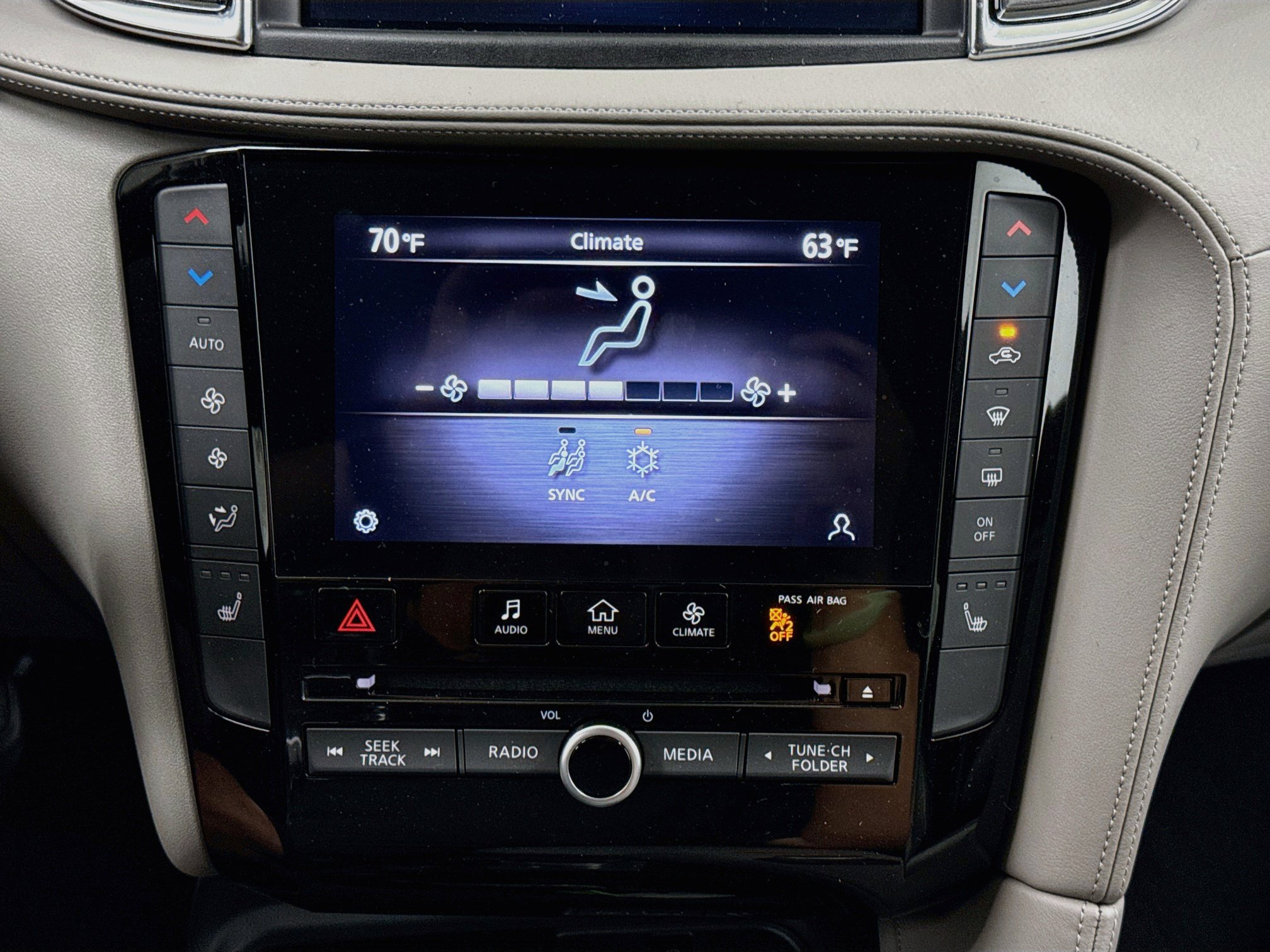 Used 2023 INFINITI QX50 Luxe FWD image 22