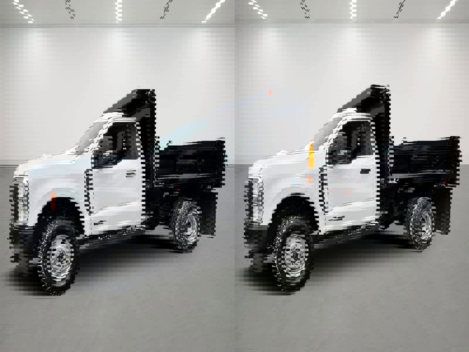 Used 2024 Ford F350 XL image 1