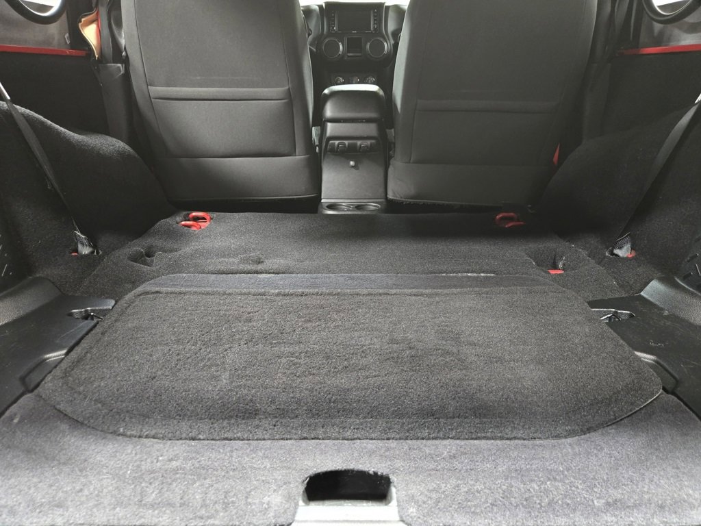 Used 2018 Jeep Wrangler Willys Wheeler image 31