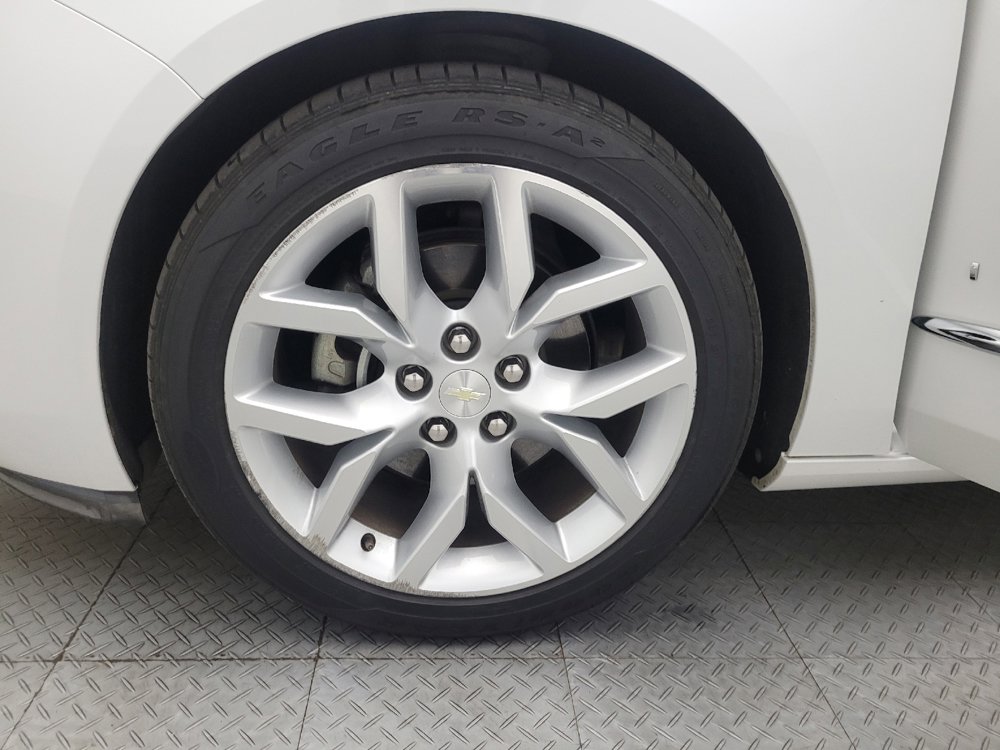 Used 2015 Chevrolet Impala LTZ image 31