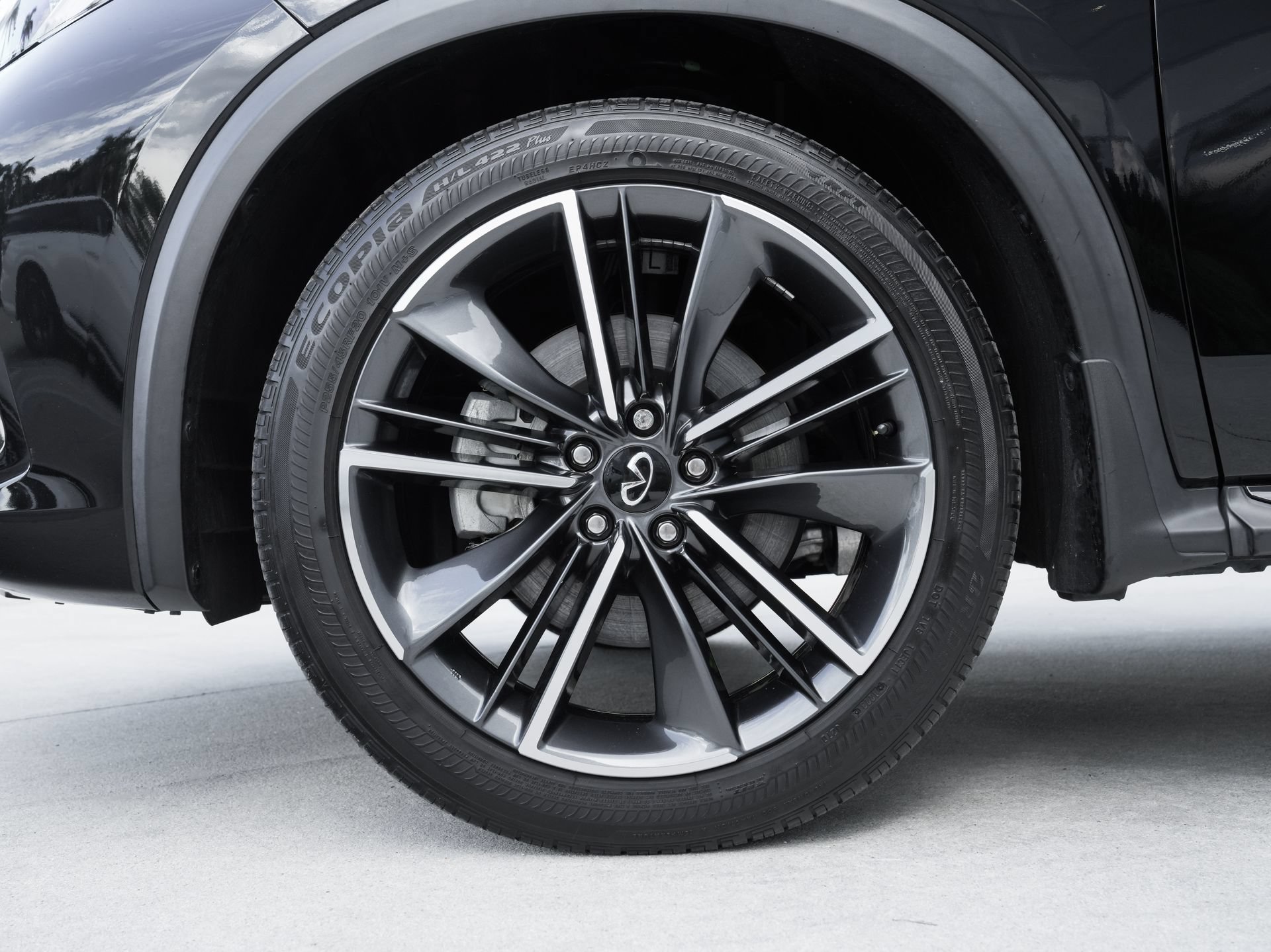 Used 2023 INFINITI QX55 Luxe w/ Cargo Package AWD/4WD image 29