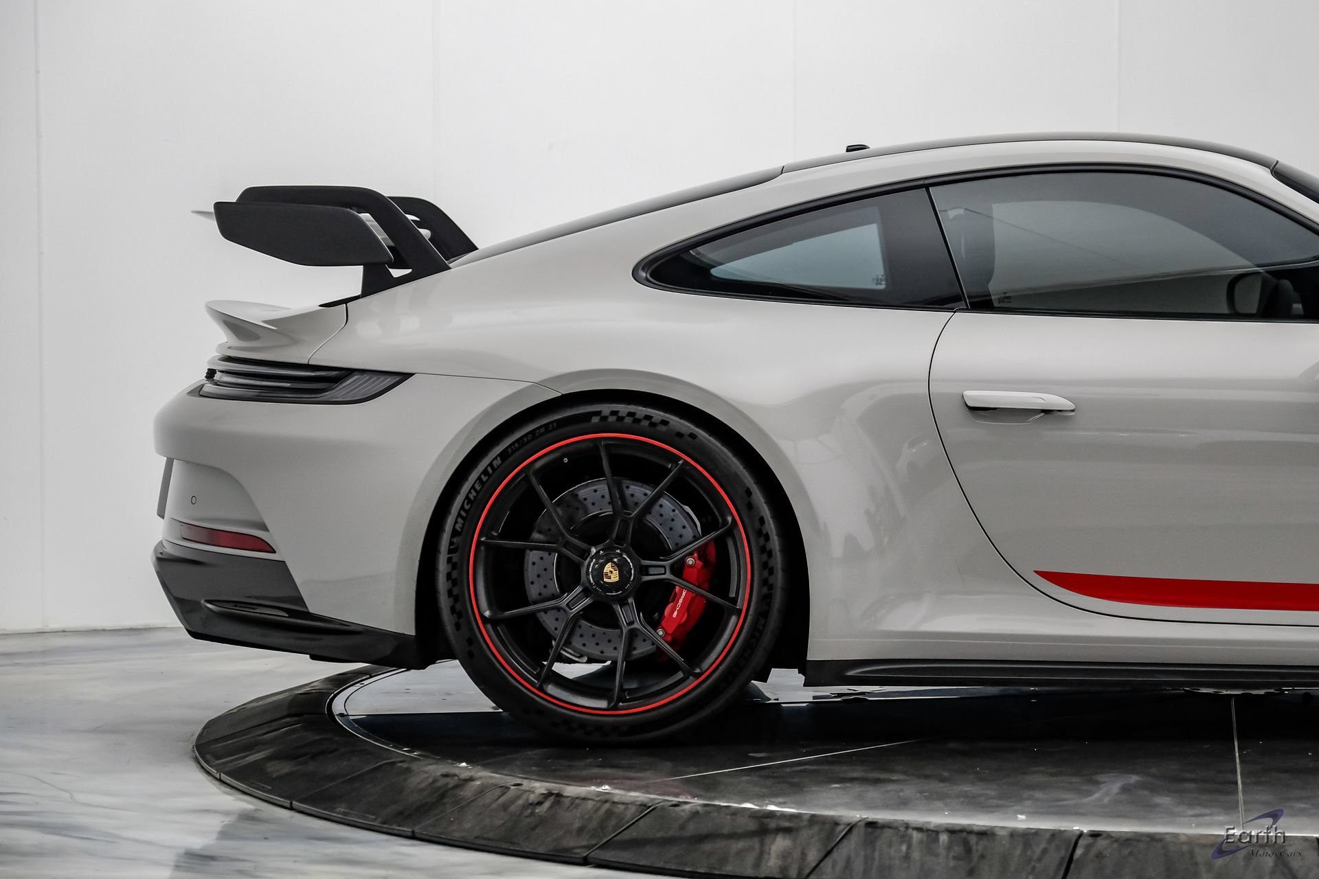 Used 2022 Porsche 911 GT3 RWD image 28