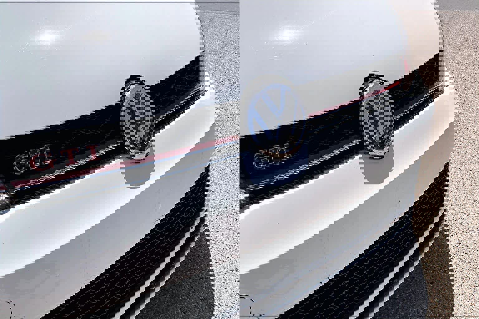 Used 2019 Volkswagen GTI SE FWD image 29