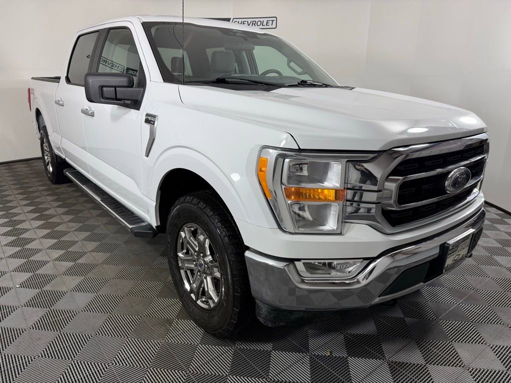 Used 2022 Ford F150 XLT w/ XTR Package AWD/4WD image 8