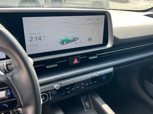 Certified 2024 Hyundai Ioniq 6 SE RWD image 19