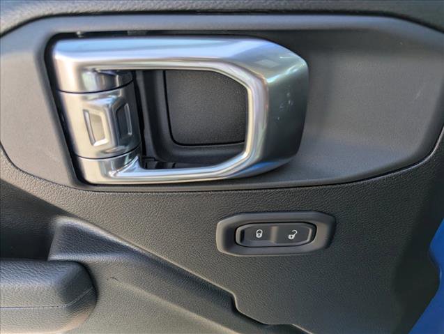 New 2026 Jeep Gladiator Sport AWD/4WD image 10