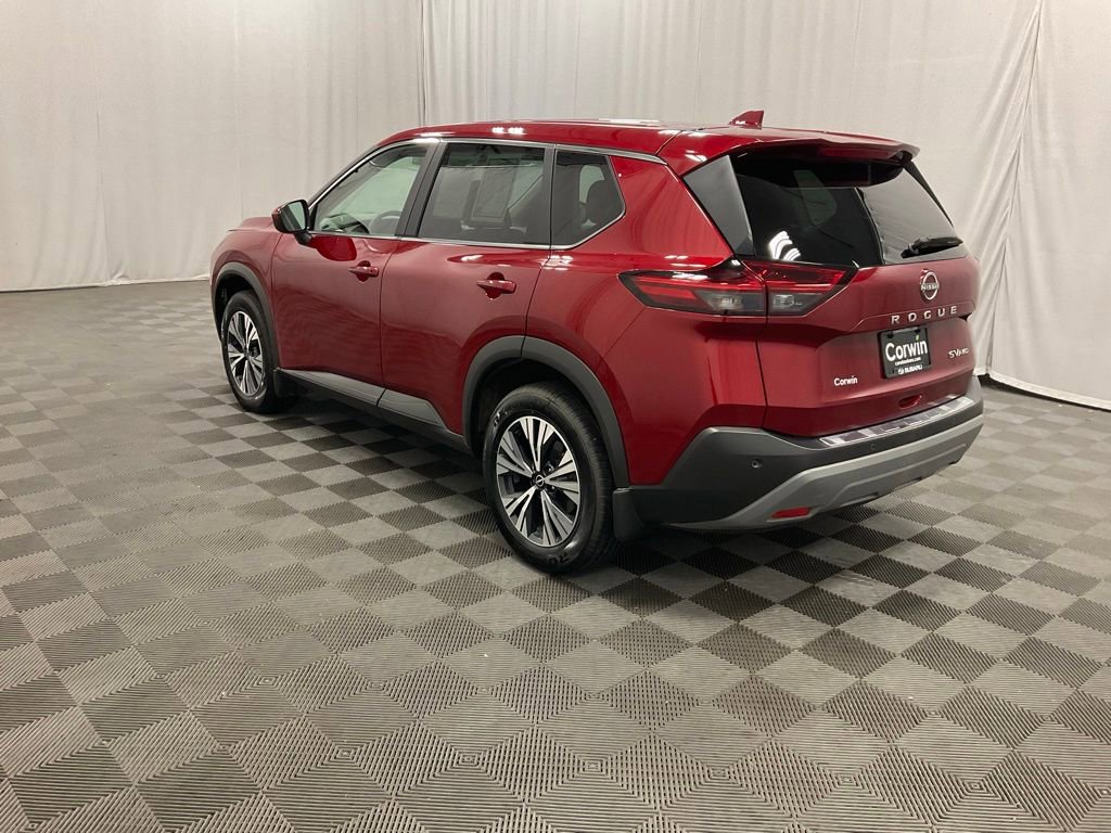 Used 2023 Nissan Rogue SV AWD/4WD image 4