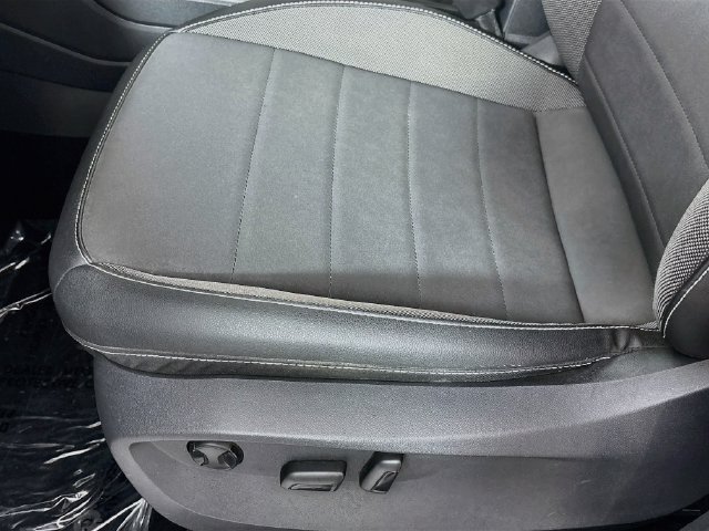 Certified 2022 Volkswagen Taos SE FWD image 20