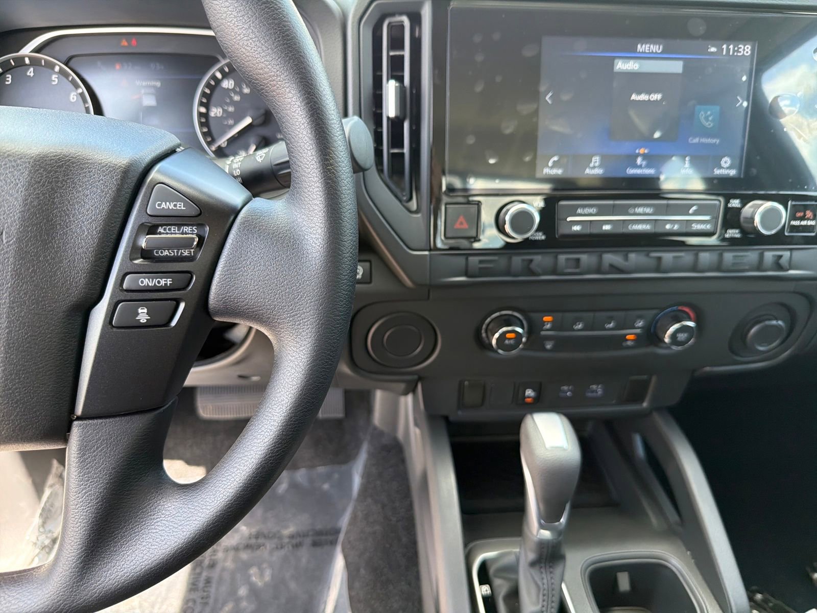 New 2026 Nissan Frontier S image 14