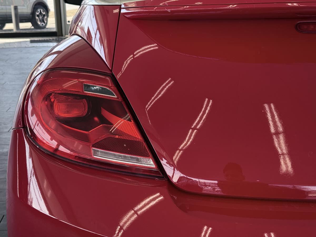 Used 2013 Volkswagen Beetle 2.5 image 15