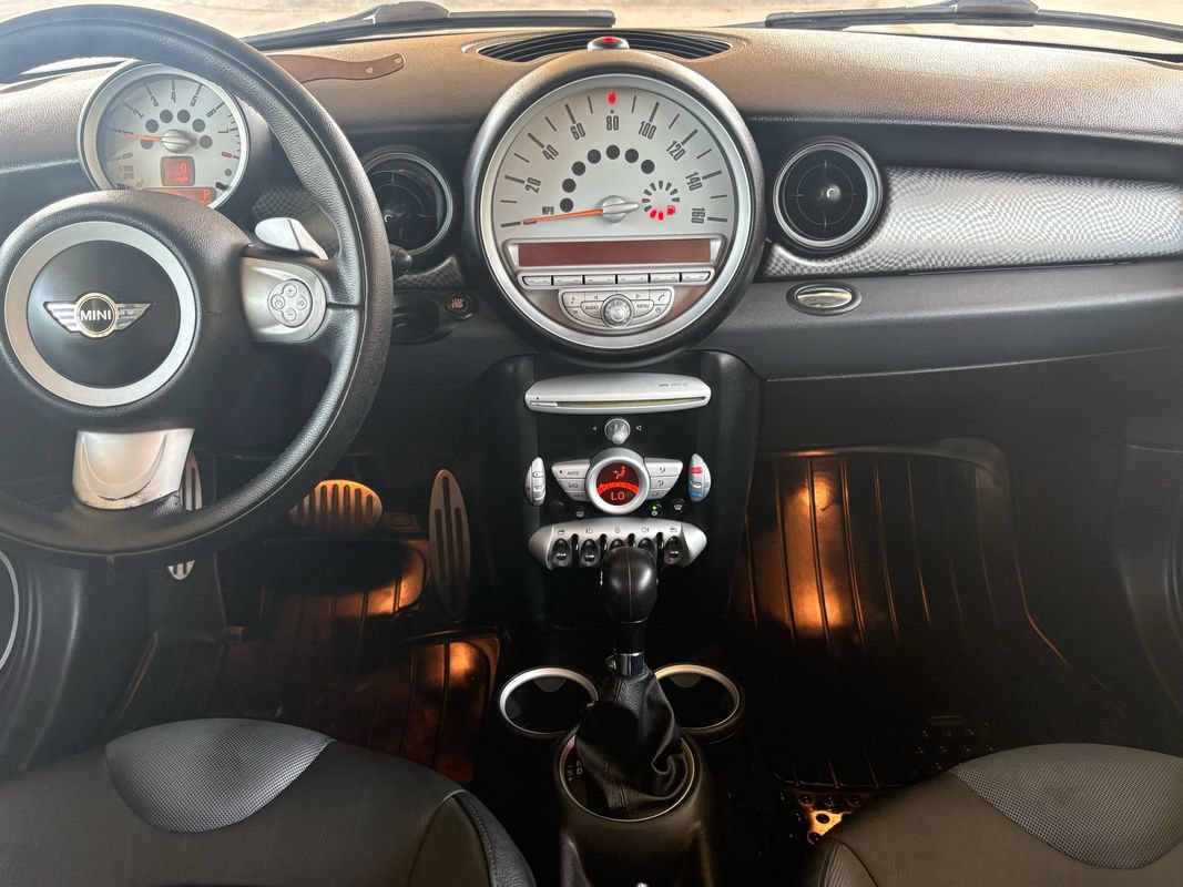 Used 2009 MINI Cooper S FWD image 12