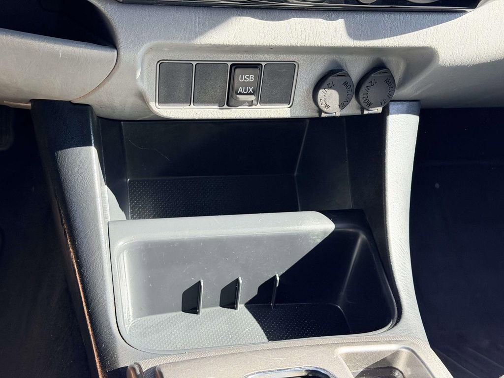 Used 2014 Toyota Tacoma PreRunner w/ TRD Sport Package image 6