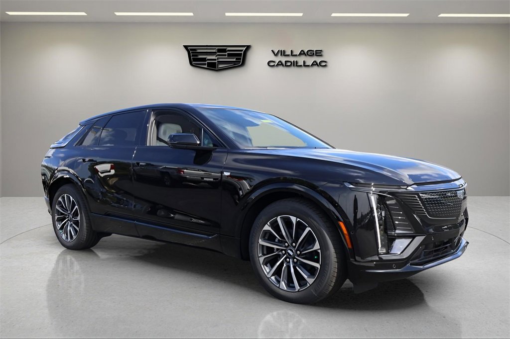 New 2026 Cadillac Lyriq Premium Sport image 7