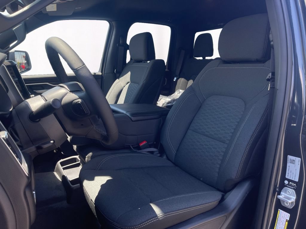 New 2026 RAM 1500 Big Horn AWD/4WD image 9
