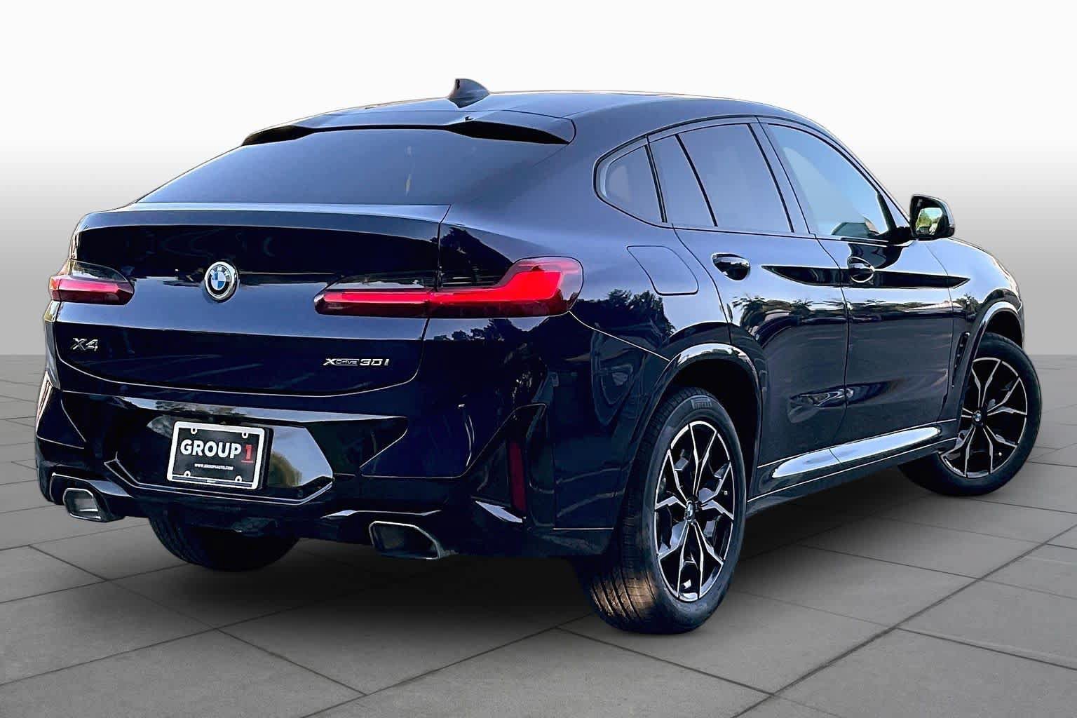 Used 2024 BMW X4 xDrive30i w/ Premium Package AWD/4WD image 12