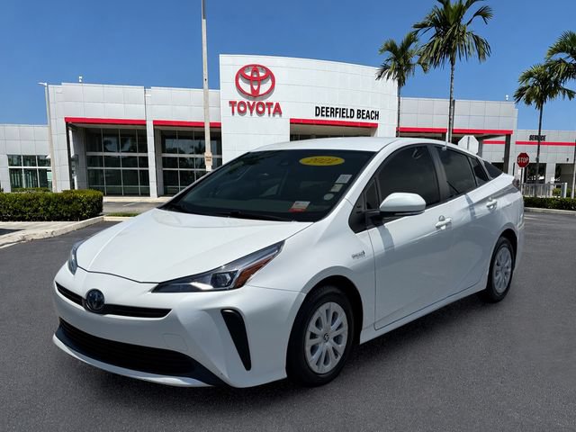 Used 2021 Toyota Prius L Eco FWD image 3