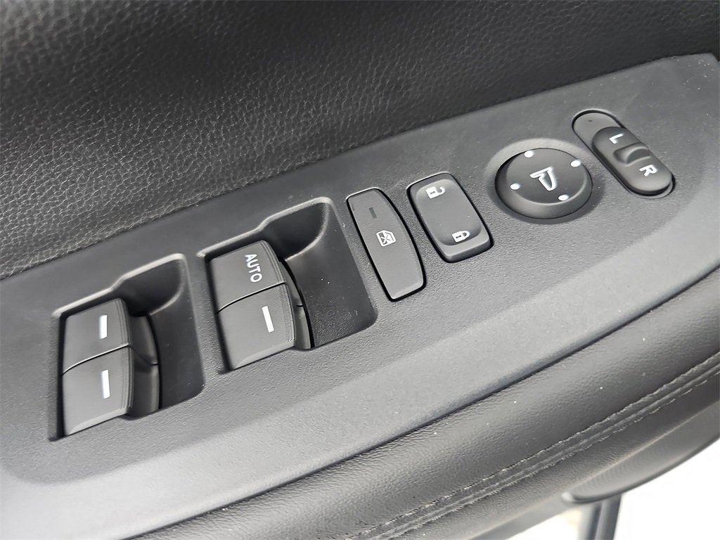 New 2025 Honda HR-V LX image 31