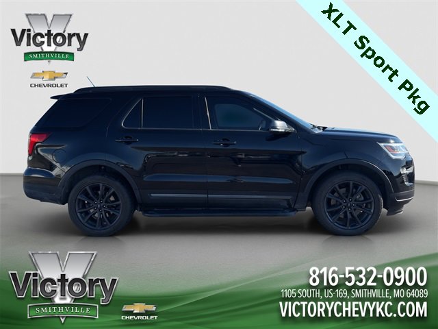 Used 2018 Ford Explorer XLT w/ Equipment Group 202A image 7